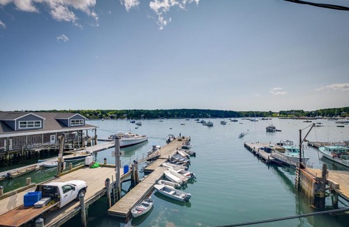 Manset Appartement | Ocean-View Apt in the Heart of Southwest Harbor!