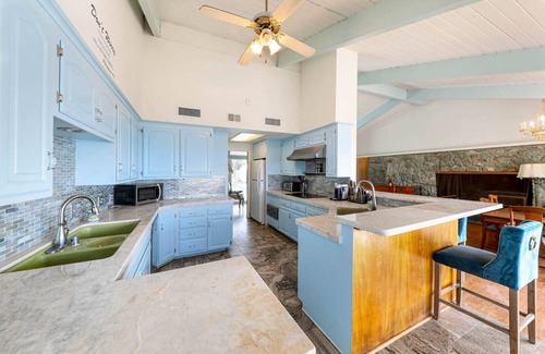 Balboa Island Maison | Ocean View Furnished Home in Newport Beach