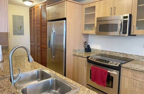 Sardinera Appartement | Ocean View in a central apartment w/ pool and gym