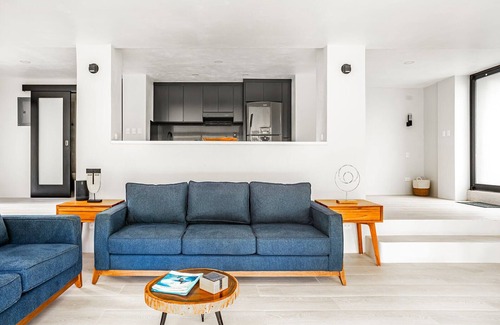 Portalon Maison | Ocean view jungle surf house with 3 casitas, 7 bdrms with AC near Manuel Antonio