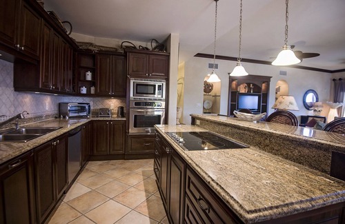 Herradura Copropriété | Ocean View Luxury Condo next to pool + access to all amenities.