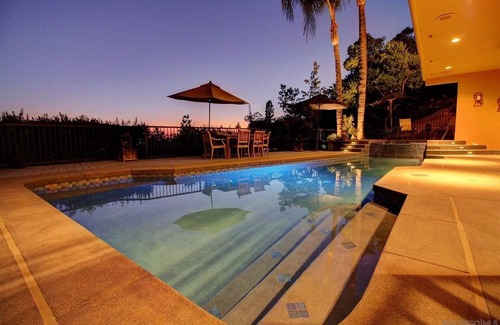 Mount Helix Maison | Ocean View! Mansion Magnificent Southwest inspired home featuring