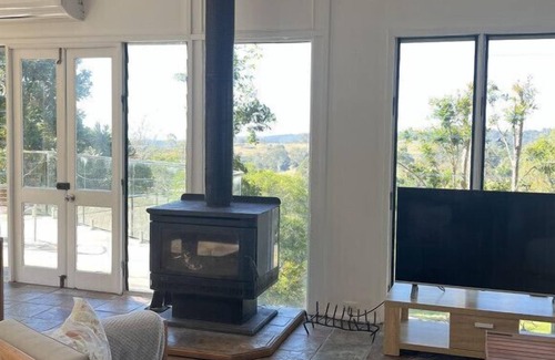 King Scrub Maison | Ocean view Mountain Top Treehouse Style Home