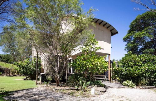 King Scrub Maison | Ocean View Mountain Treehouse