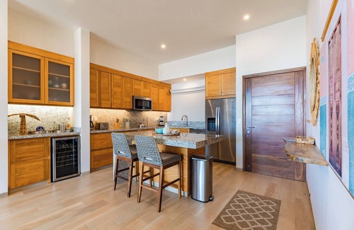 Santa Maria Huatulco Copropriété | Ocean View Penthouse with Lagoon Pool & Beach Access