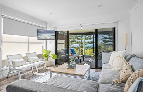 Bombo Maison | Ocean View Sensation/ 3-min-walk to Bombo Beach