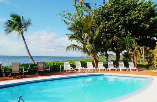 Kaunakakai Maison | Ocean View Suite: with Seating Area and Balcony! Pet-friendly, Outdoor Pool!