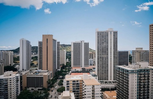 Waikiki Maison | Ocean View Suites | 2 Units | Rooftop Pool | Full Kitchen | Waikiki Beach