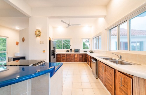 Santa Maria Huatulco Villa | Ocean View Villa + Private Pool and Lush Gardens