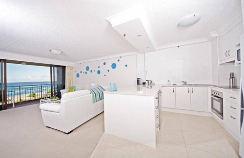 Palm Beach Appartement | Ocean View Waterfront Apartment Gold coast