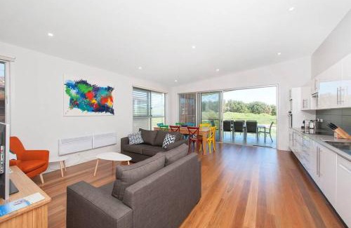 Anna Bay Maison | Ocean Views 41