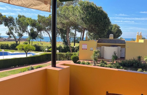 Islantilla Appartement | Ocean views, ideal for relaxation.