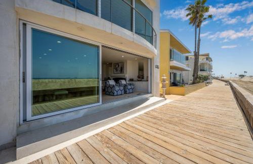 Peninsula Maison | Ocean Views in Long Beach