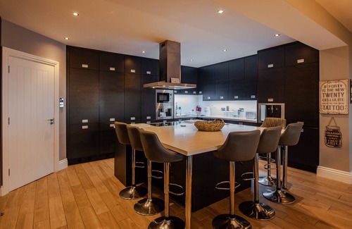 Kinsale Maison | Vues sur l'océan, kinsale Maison 6 chambres, 5 salles de bains, gazebo, salle de jeux pour enfants, 20 couchages