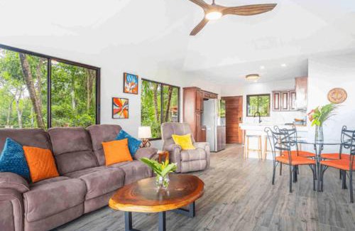 Ciudad Cortes Maison | Ocean Views-private-pool-easy Access-ojochal-gate