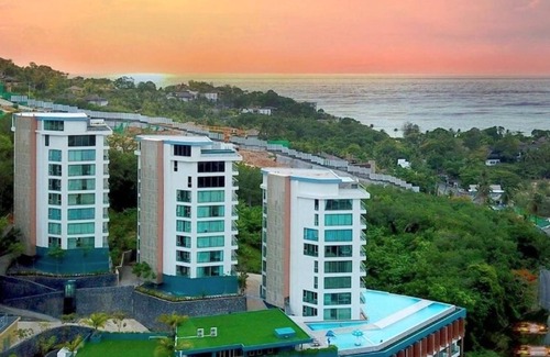 Kathu Appartement | Oceana Kamala walk to the beach condo 14A