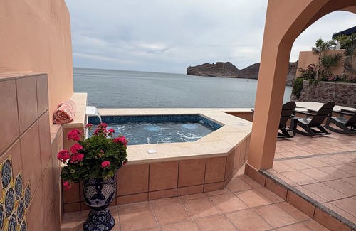 San Carlos Maison | OCEANFRONT - Stunning, unobstructed views!