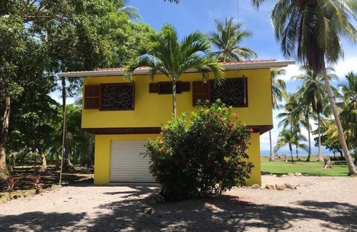 Puntarenas Maison | Oceanfront Home, newly furnished, great for families