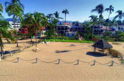 Rincon de Guayabitos Appartement | Oceanfront Penthouse with private beach