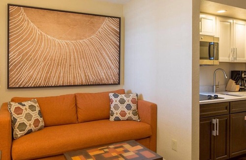 Volusia County Station Balnéaire | OCEANFRONT -2 Bdrm w/balconies, Casa Del Mar, Ormond Beach, 10miles fr Daytona