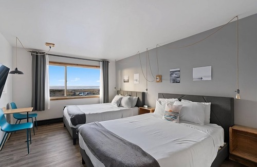 Long Beach Hôtel | Oceanfront Accommodations! Indoor Pool and Sauna, Pets Allowed, Free Parking!