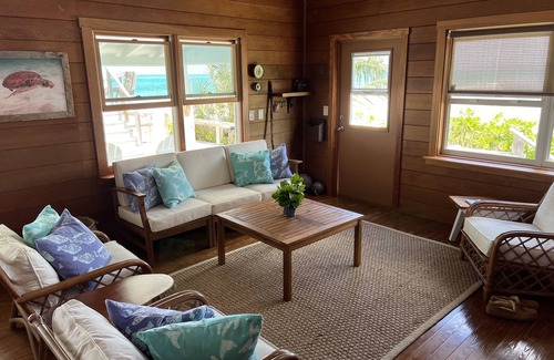 Man O War Cay Cottage | Oceanfront, Amazing Location! On Pristine White Sand Beach w/Coral Reef Offshore
