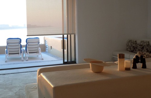 Puerto Marques Appartement | Élégant appartement en bord de mer. Tarif d'été spécial!