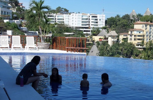 Puerto Marques Appartement | Élégant appartement en bord de mer. Tarif d'été spécial!