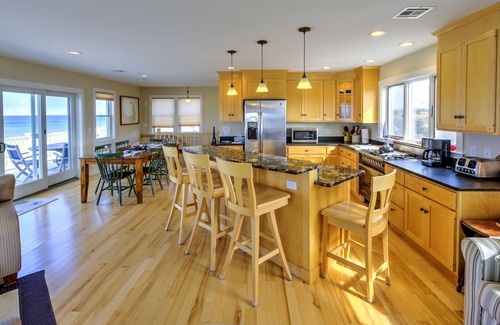Sagamore Beach Maison | Oceanfront at Sagamore Beach, Updated Home with Gorgeous Views
