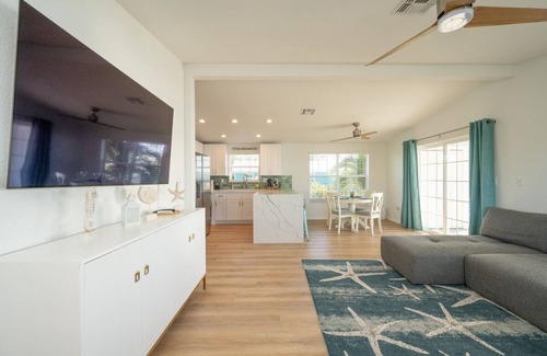 Bay Point Maison | Oceanfront Beach Home