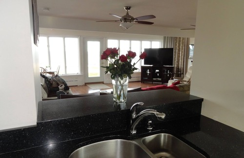 Biddeford Pool Maison | OCEANFRONT! Best scenery in Maine and it's breathtaking!