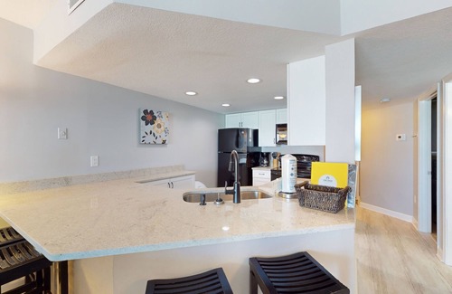 Ponce Inlet Maison | Oceanfront Condo with Outdoor and Indoor Pool and Direct Beach Access