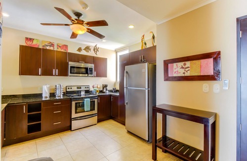 Barrio Los Villalobos Appartement | Condo en bord de mer avec vue panoramique sur la plage, balcon privé et piscine partagée