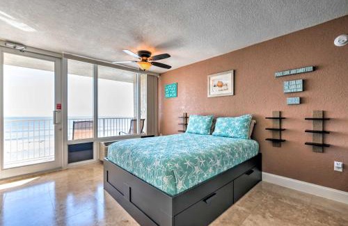 Daytona Beach Shores Appartement | Oceanfront Daytona Beach Studio with Balcony!