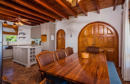 Playa Negra Maison | Oceanfront Dream Vacation Home avec des vues incroyables et piscine