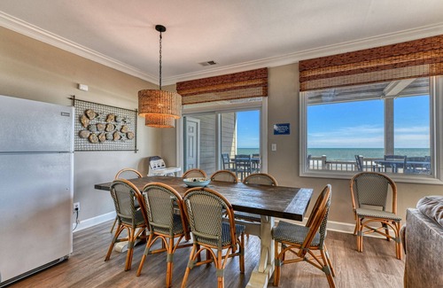 Long Bay Estates Maison | Duplex en bord de mer massif avec 6 cac / 6 ba de chaque côté; total 12 cac / 12 ba