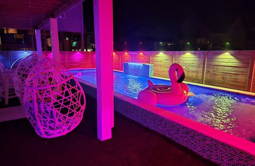 Surf City Maison | 🏖️ Oceanfront Fun House w/Hot Tub, Heated Pool, EV⚡, Elevator & Game Room 🌅