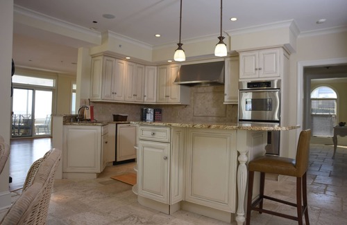 South Rehoboth Maison | OCEANFRONT GATED ESTATE @ end of Boardwalk! Piscine, bain à remous et dort 14