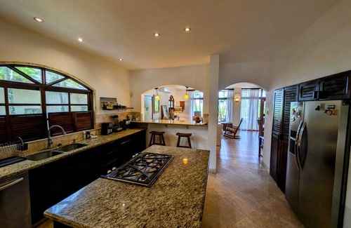 Playa Negra Maison | Oceanfront Home/Very Relaxing / Private Access to the Beach!