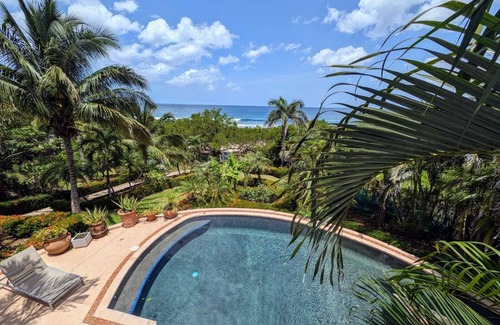 Playa Negra Maison | Oceanfront Home/Very Relaxing / Private Access to the Beach!