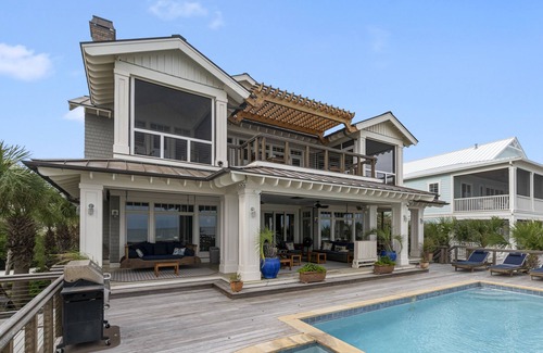 North Litchfield Beach Maison | Oceanfront house with separate carriage house & private swimming pool at North Litchfield Beach.