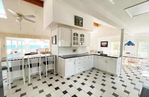 Loveladies Maison | Oceanfront 'Magic Island' Loveladies Beach House Panoramic Views