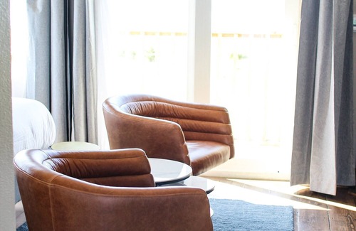 Long Beach Hôtel | Oceanfront Oasis: Long Beach Retreat Near Discovery Trail! Pets Allowed, Pool.