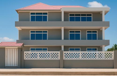 Uroa Appartement | Oceanfront Oasis Zanzibar 2BR Beachfront Suites Ground Floor, Free WiFi