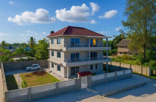 Uroa Appartement | Oceanfront Oasis Zanzibar 2BR Beachfront Suites Ground Floor, Free WiFi