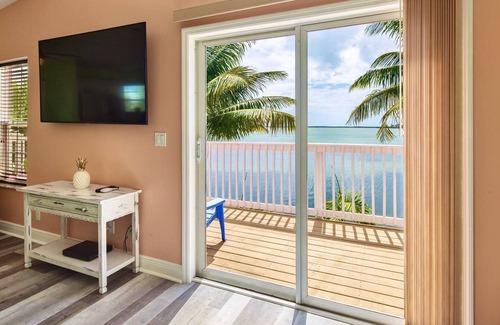 Bay Point Maison | Oceanfront Paradise!