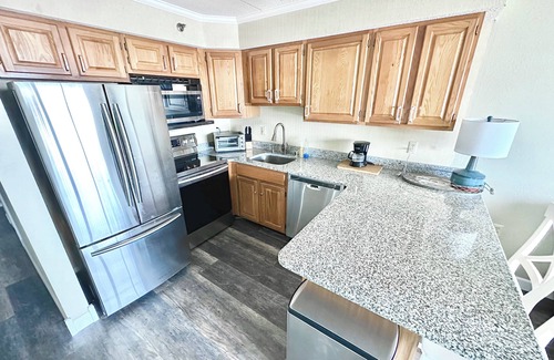North Ocean City Copropriété | Oceanfront Paradise - Direct Ocean View