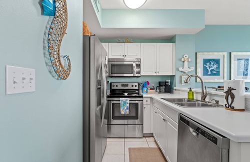 Miramar Beach Copropriété | BEACHFRONT !! SERVICE DE PLAGE GRATUIT !! TV SPORTS PKG !! NOUVEAU MATELAS !! NOUVEAU 50 "TV !!!!