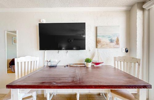 Daytona Beach Shores Hôtel | Oceanfront Serenity