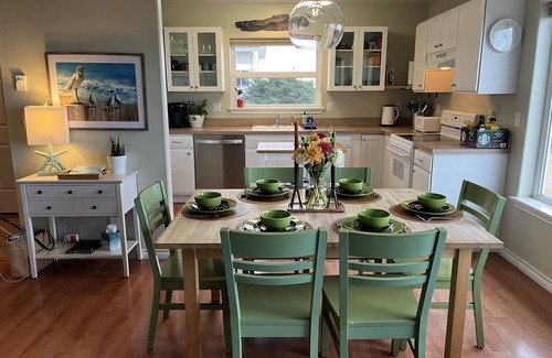 Tierra Del Mar Maison | Oceanfront Beach Cottage